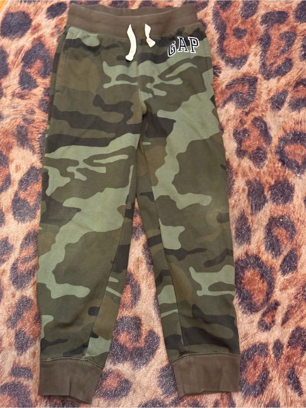 GAP Kids Camouflage Joggers in Olive/Tan